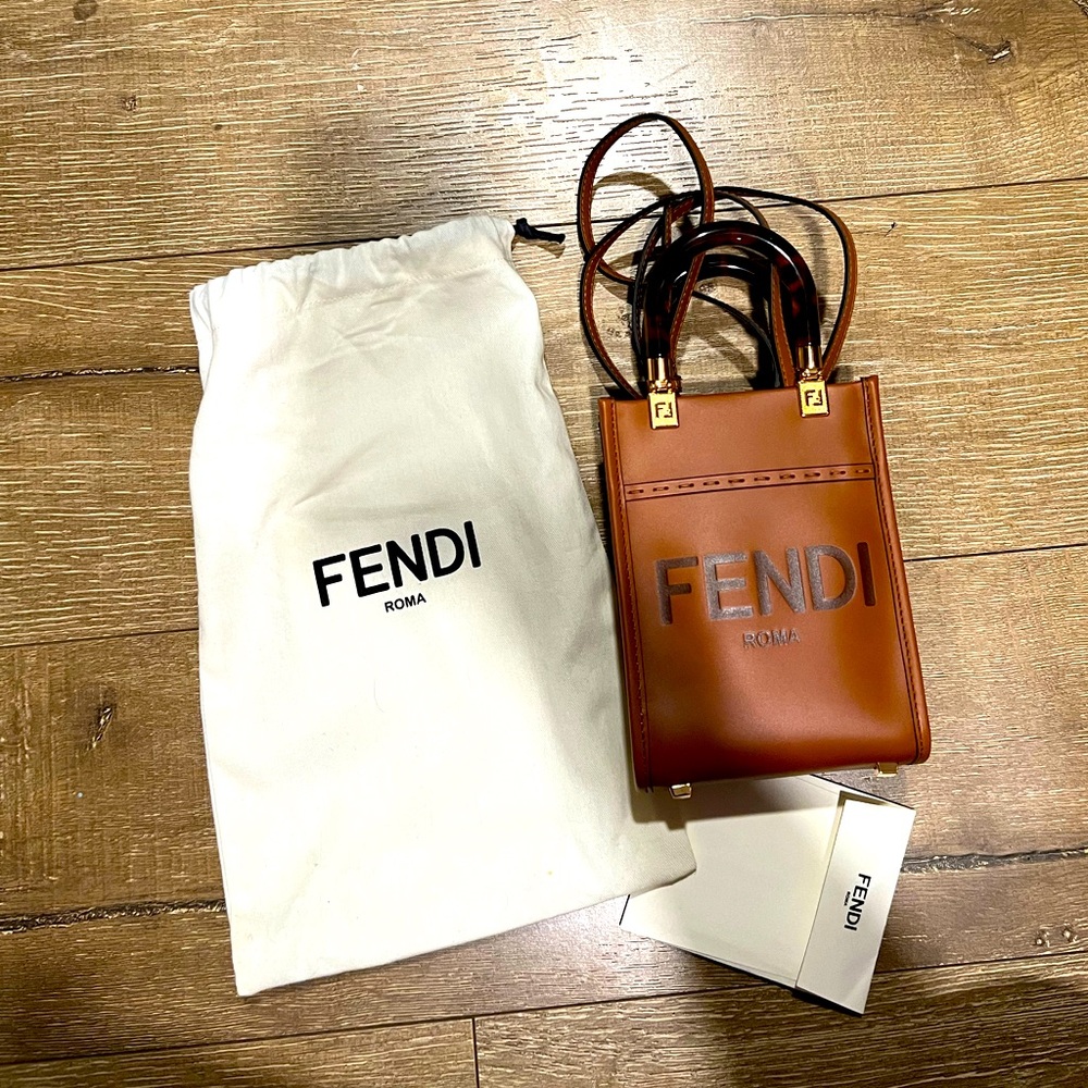 Fendi mini sunshine. Only used ONCE